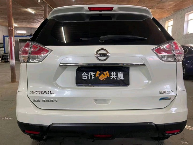 哈爾濱15年日產奇駿8