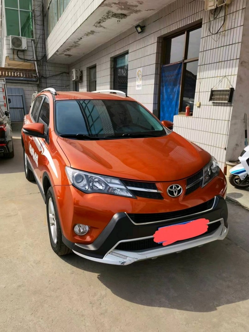 忻州14年豐田RAV41