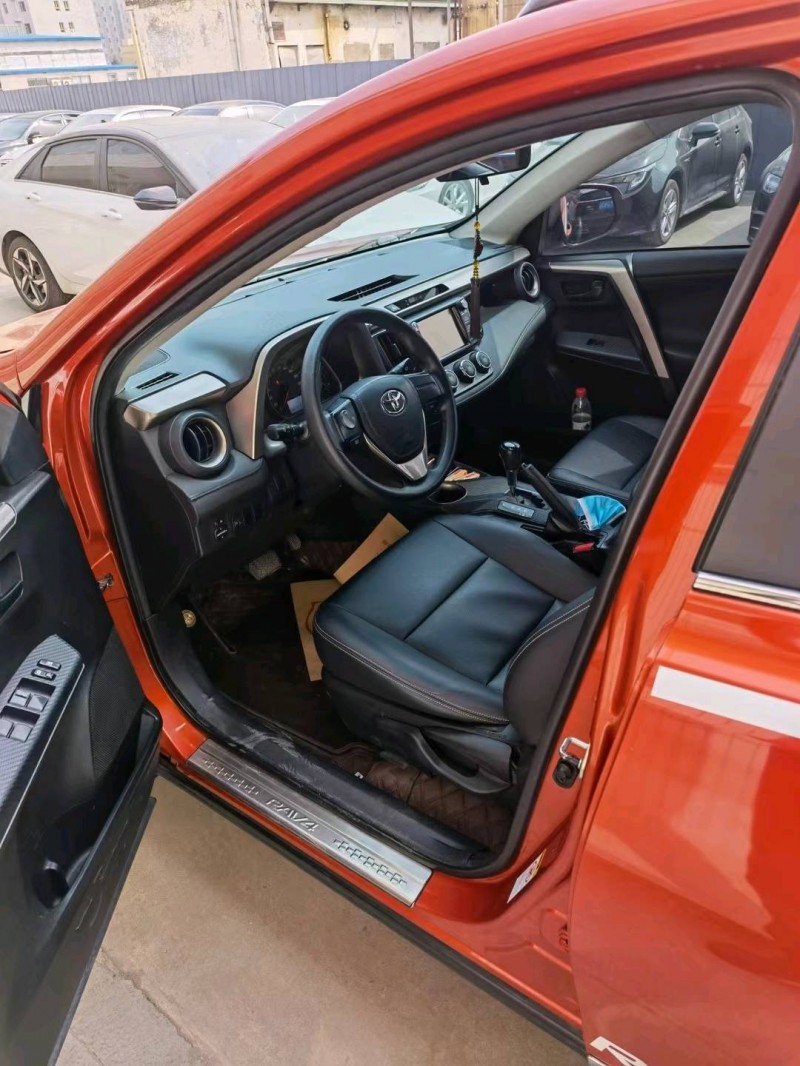 忻州14年豐田RAV44