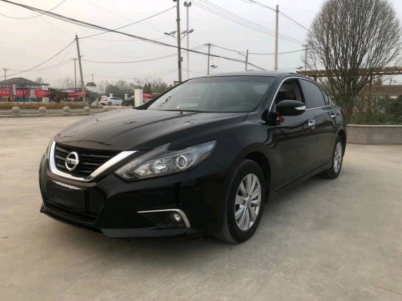 常州17年日產天籟2