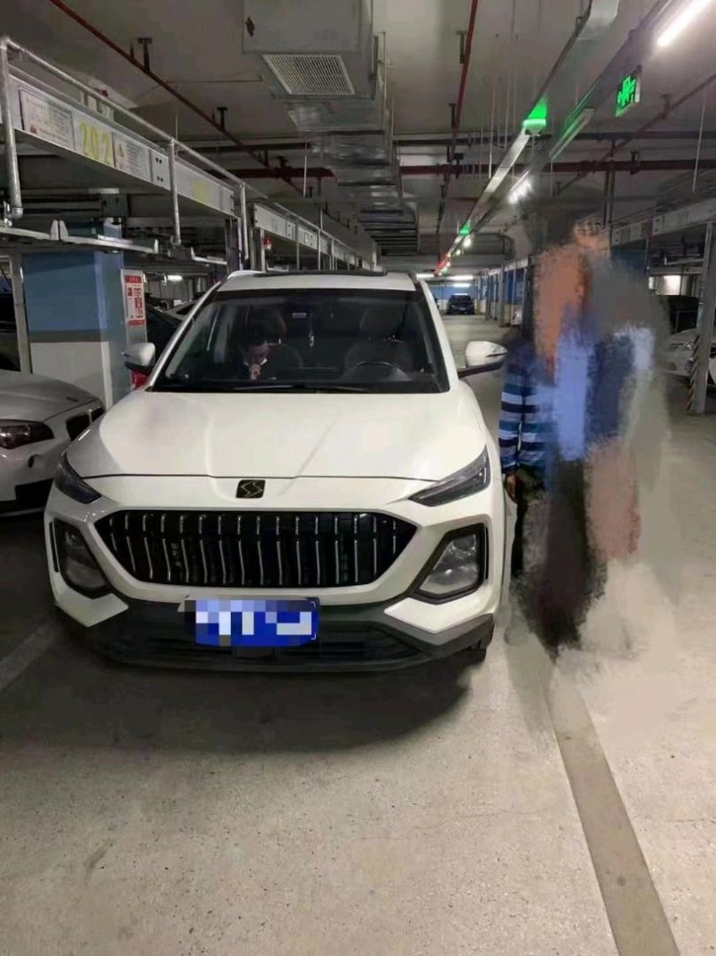 宜昌21年江淮思皓X81