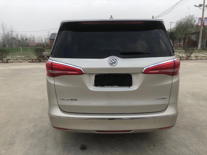 徐州17年别克GL83