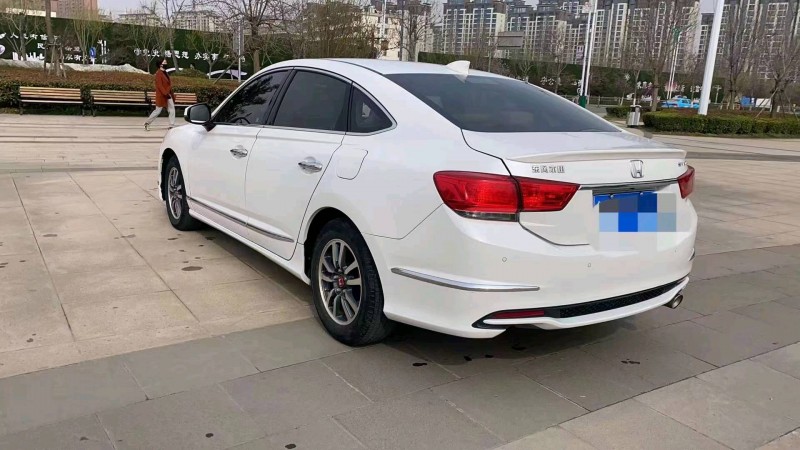 北京16年本田思铂睿4