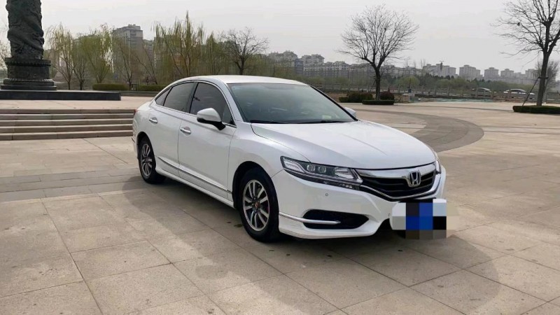 北京16年本田思铂睿3