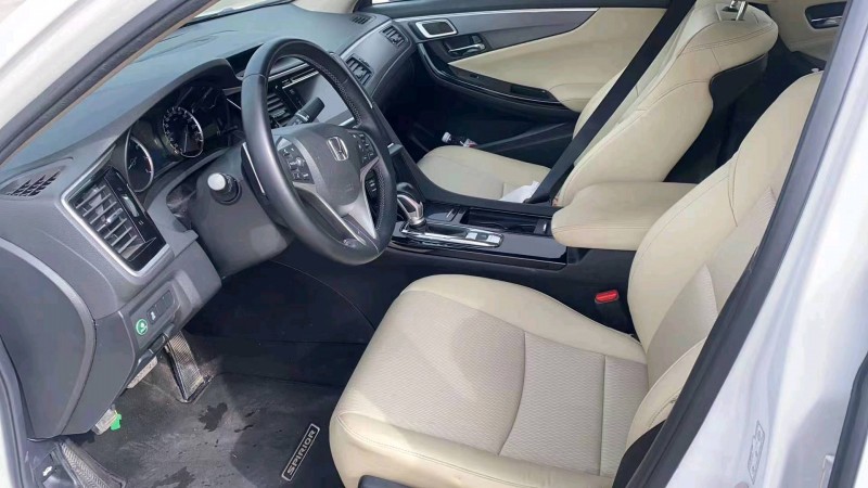 北京16年本田思铂睿9