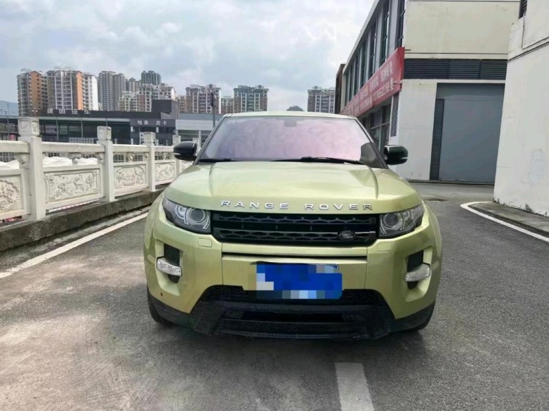 銅仁14年路虎極光1