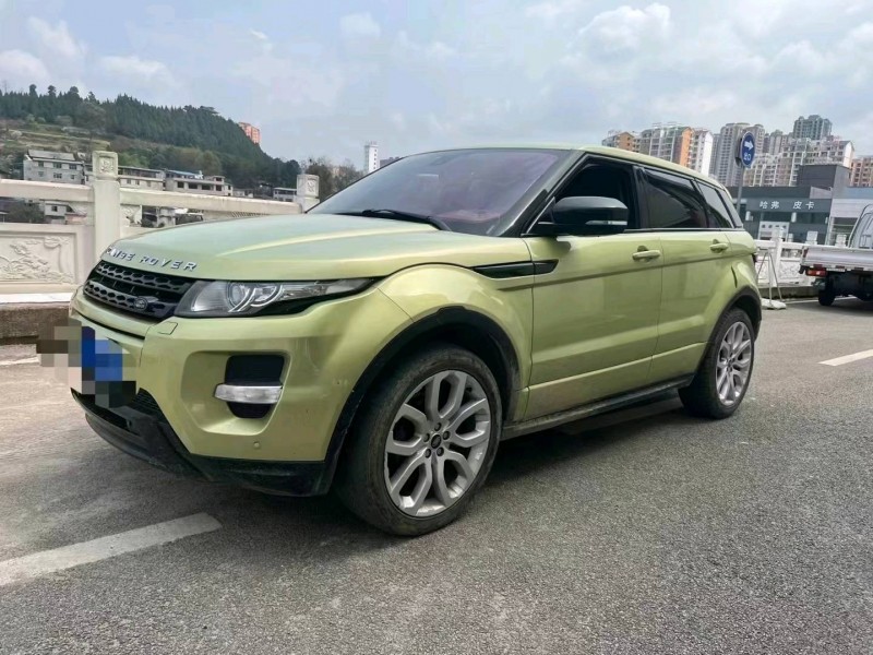 銅仁14年路虎極光3
