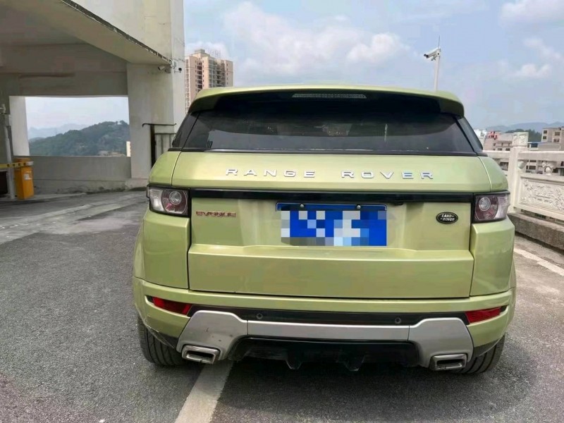 銅仁14年路虎極光8