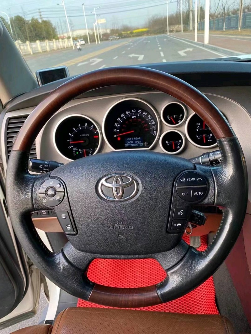 北京11年丰田普拉多6