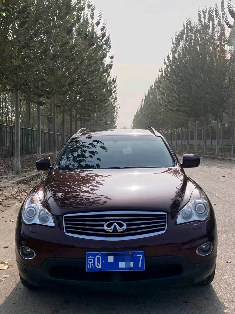 保定15年英菲尼迪QX50(進口)1