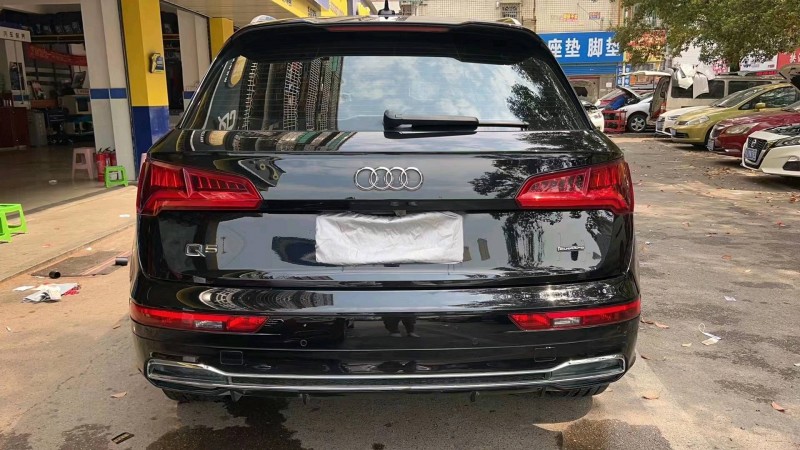岳陽21年奧迪Q57