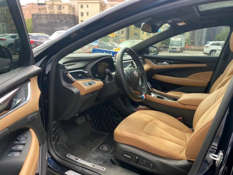 广州20年别克君越5