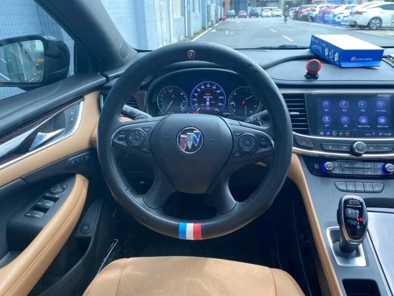 广州20年别克君越6