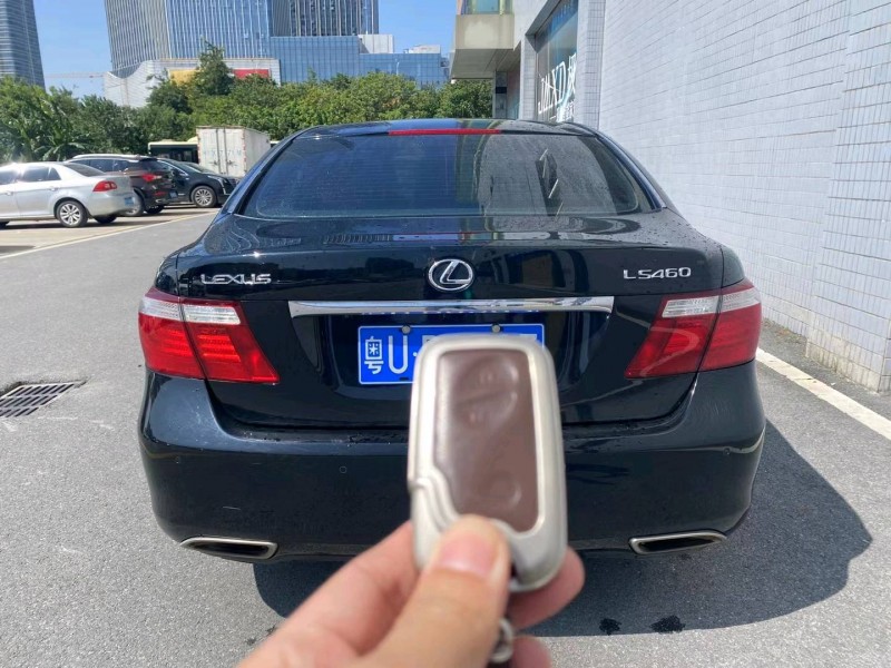 广州08年雷克萨斯LS8