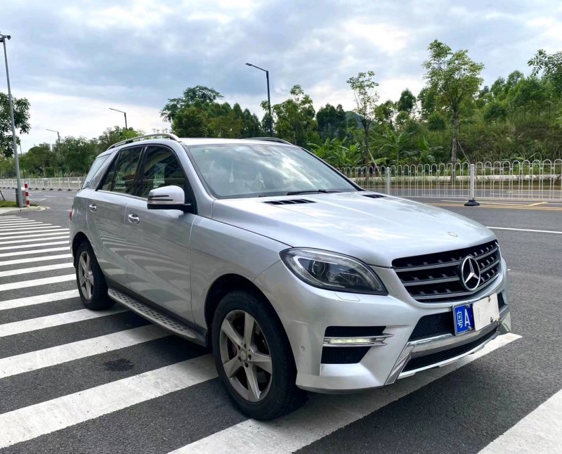 广州13年奔驰ML2