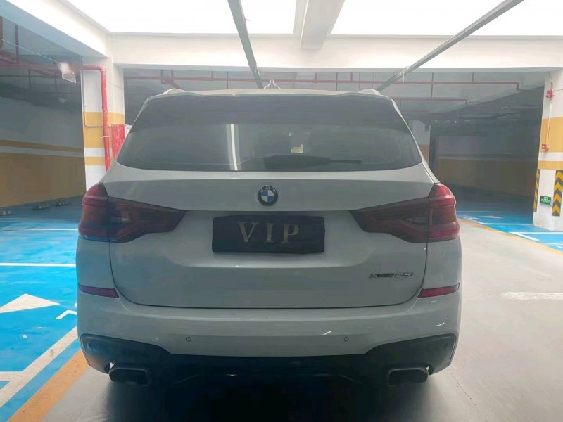 廈門18年寶馬X32