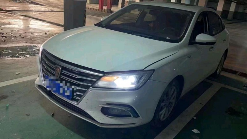 吉安19年榮威Ei51
