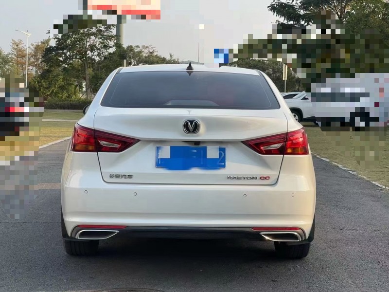 婁底20年長安汽車銳程CC9