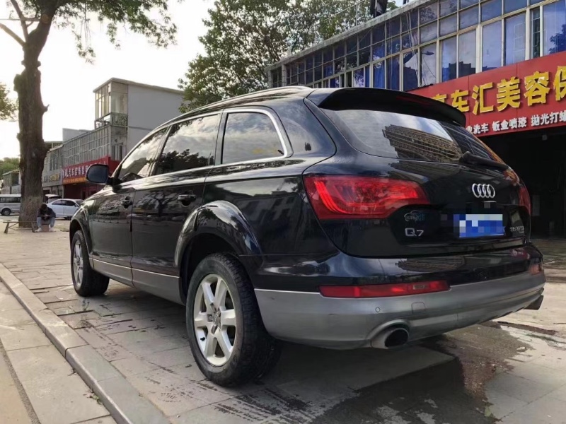 吉安14年奧迪Q73