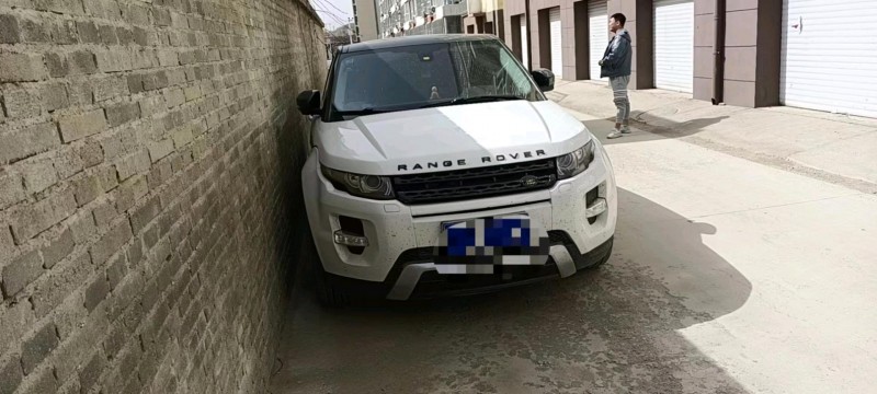 邢臺13年路虎極光1