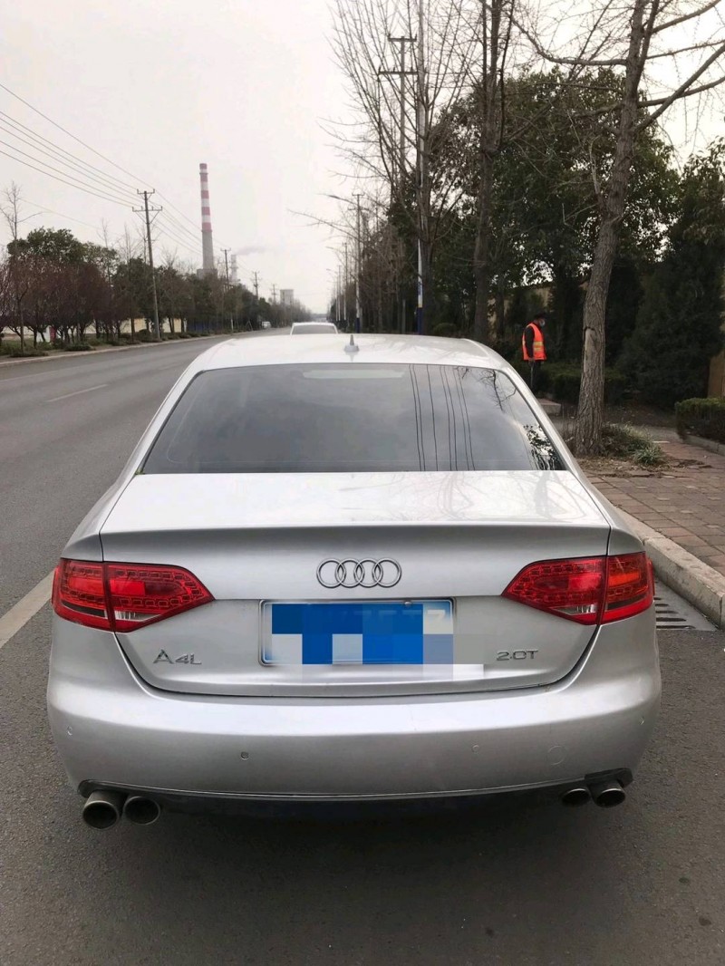 臨沂10年奧迪A4L8