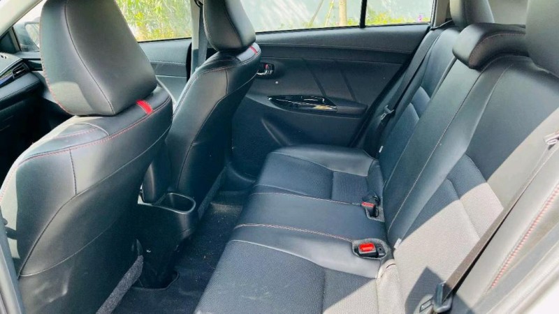 深圳20年豐田YARiS L 致炫7