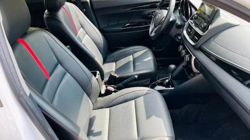 深圳20年豐田YARiS L 致炫8