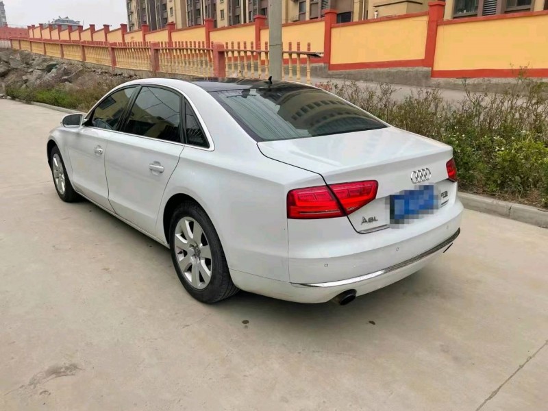 煙臺14年奧迪A8L6