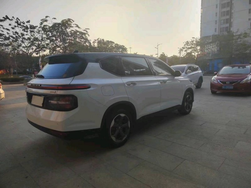 深圳20年寶駿rm57