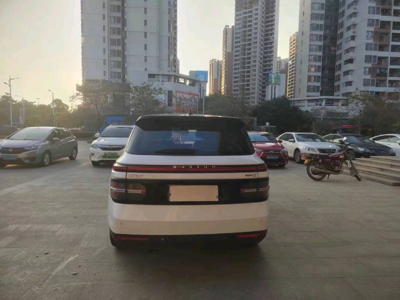 深圳20年寶駿rm59
