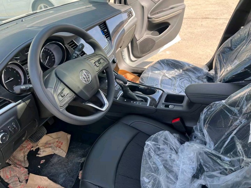 沈阳22年别克威朗9