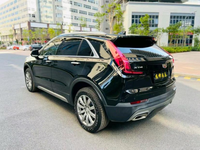 東莞20年凱迪拉克XT48
