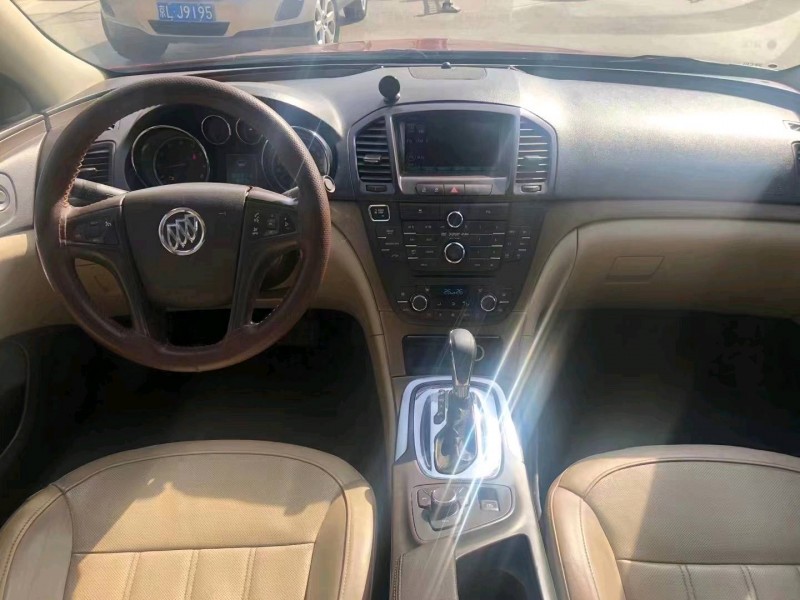 北京10年别克君威5