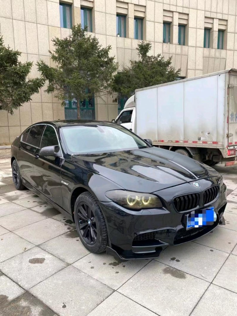 北京12年宝马5系3