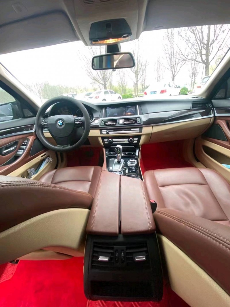 北京12年宝马5系4