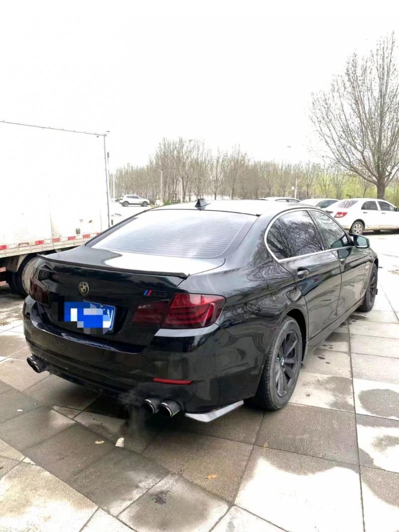 北京12年宝马5系8