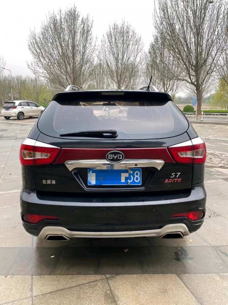 北京15年比亚迪S77