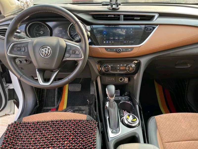 佛山21年别克昂科拉4