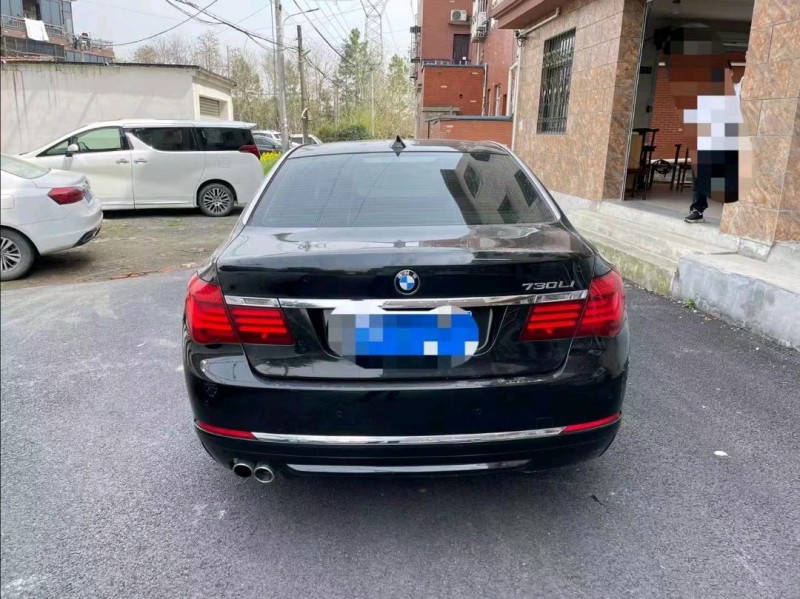 金華14年寶馬7系8