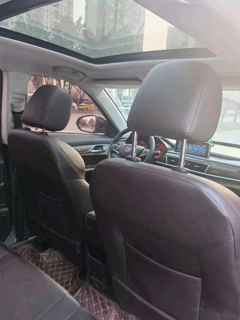 綿陽18年漢騰汽車X57