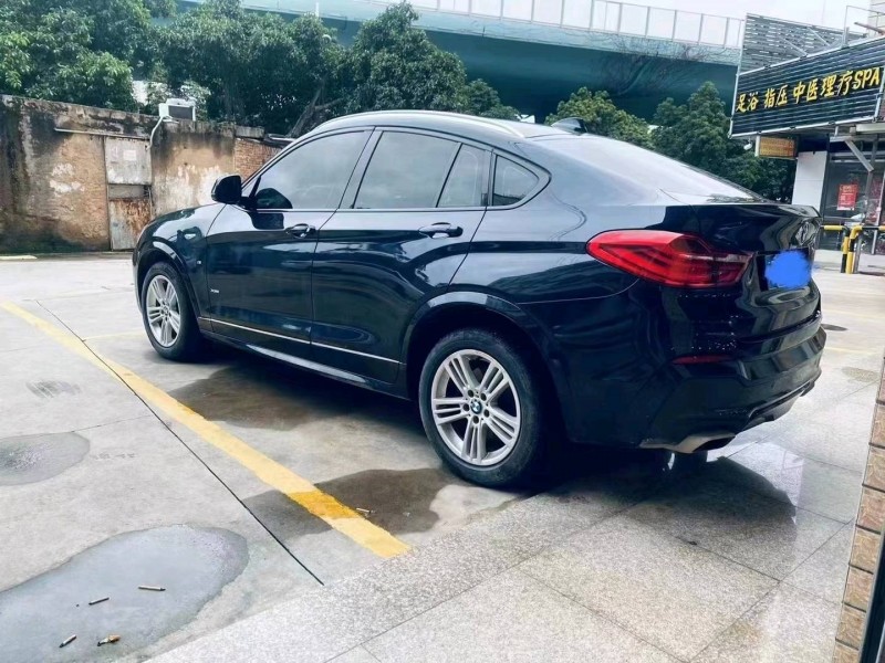 南平17年寶馬X43