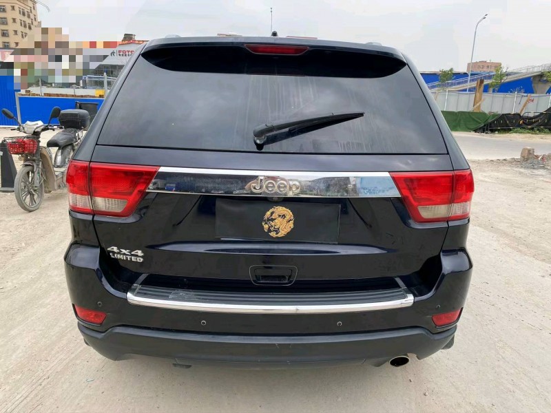廣州12年Jeep大切諾基9