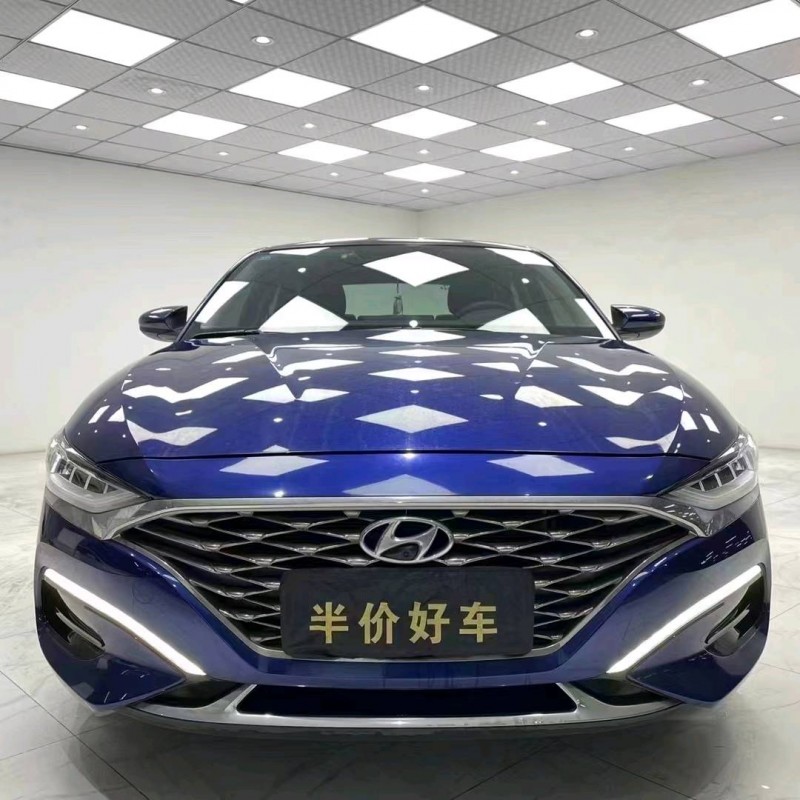 成都20年現代菲斯塔1