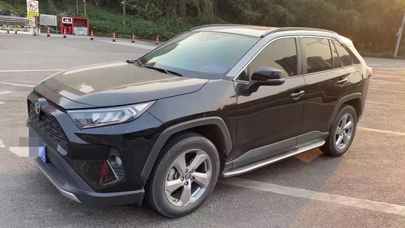 重慶19年豐田RAV4榮放6