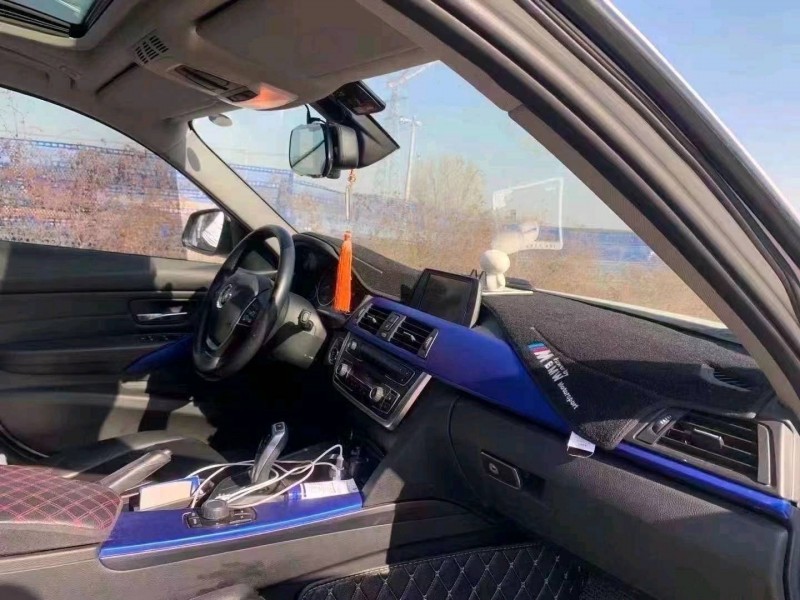 北京14年宝马3系8