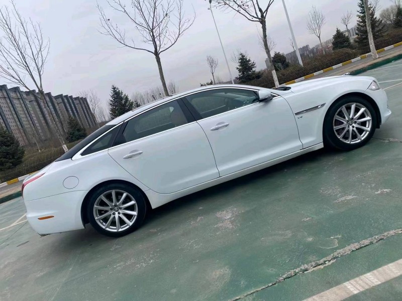 呂梁12年捷豹XJL8