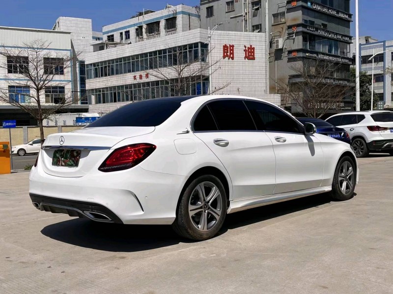 東莞21年奔馳C8