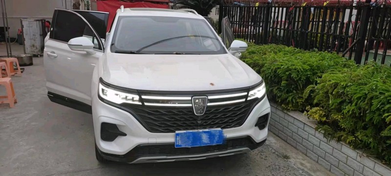 廈門21年榮威RX51