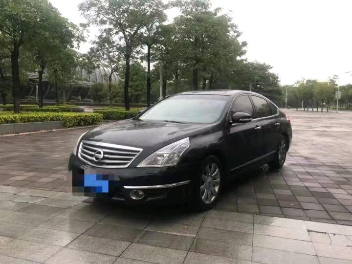 廈門09年日產天籟2