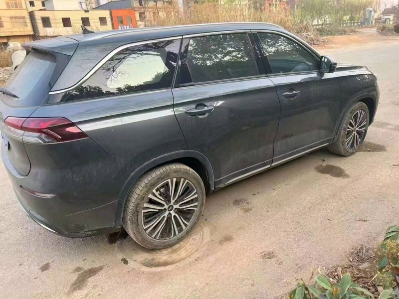 麗江21年長安汽車歐尚4